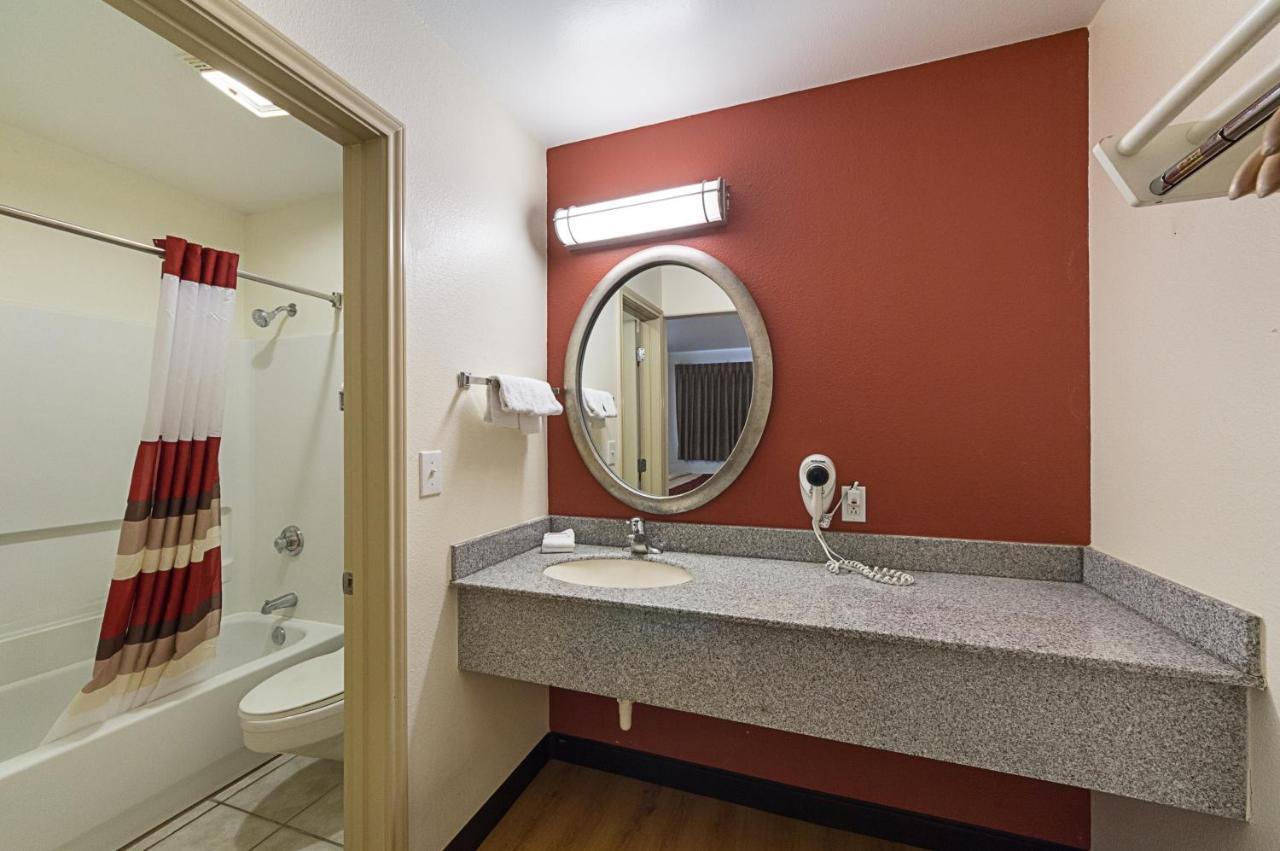 Super 8 By Wyndham New Braunfels I-35 Hotel Luaran gambar