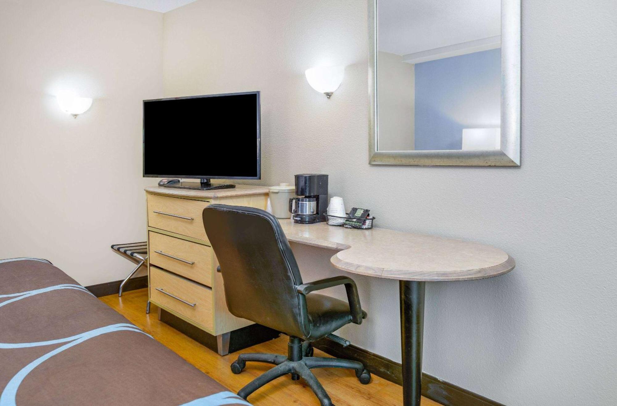 Super 8 By Wyndham New Braunfels I-35 Hotel Luaran gambar