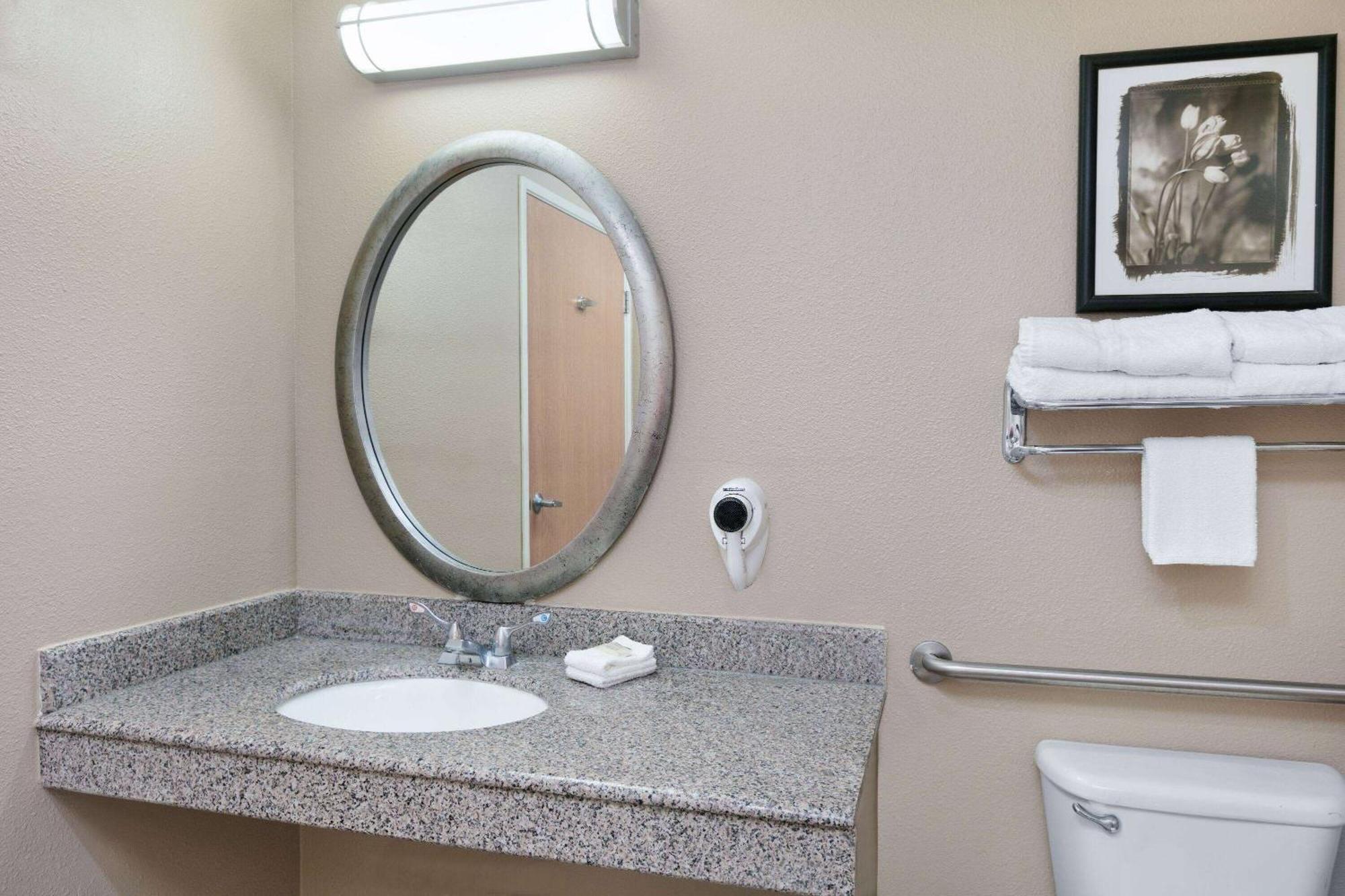 Super 8 By Wyndham New Braunfels I-35 Hotel Luaran gambar
